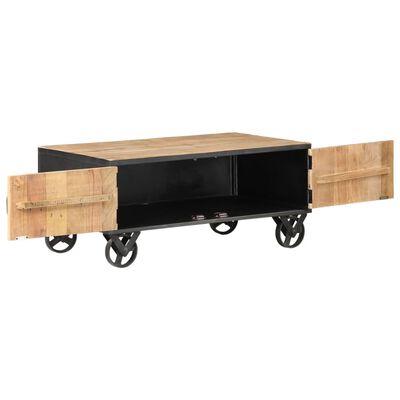 Table basse en bois de récupération massif